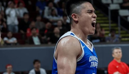 盛世娱乐官网在线娱乐平台-男篮单节29-16逆转中国台北，陈盈骏26分，林庭谦22分|中国男篮|中国台北男篮|三分球|篮板|球员_新浪体育_新浪新闻