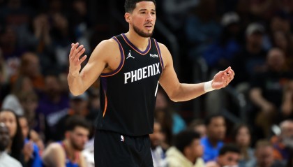 盛世娱乐官网-互不相让！首节萨尔8中4拿到9分5篮板 布克5中3贡献8分6助攻